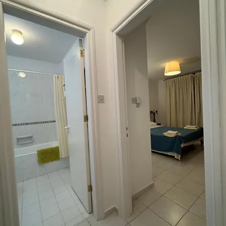 Apartmán Beautiful 1-bd Ap Near The Historic Places Paphos